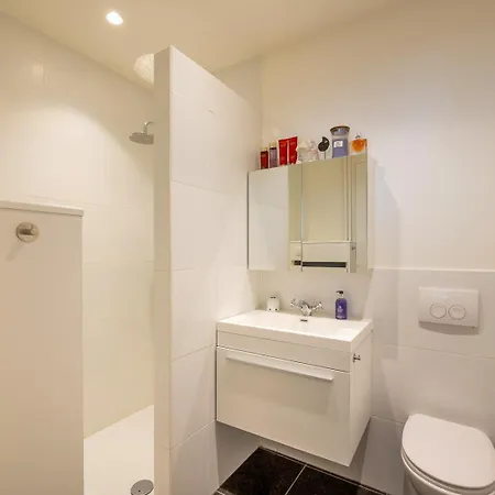Apartment Het Zoute - Parkeerplaats - Wifi - Comfort - Uitzonderlijke Locatie - Ideaal Voor Stellen En Gezinnen *